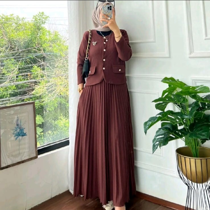 Setelan rok wanita atasan dan rok plisket