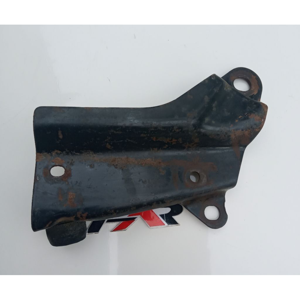 Yamaha Jupiter Lama 5LM Breket Stay Knalpot Pangkon Dudukan Knalpot