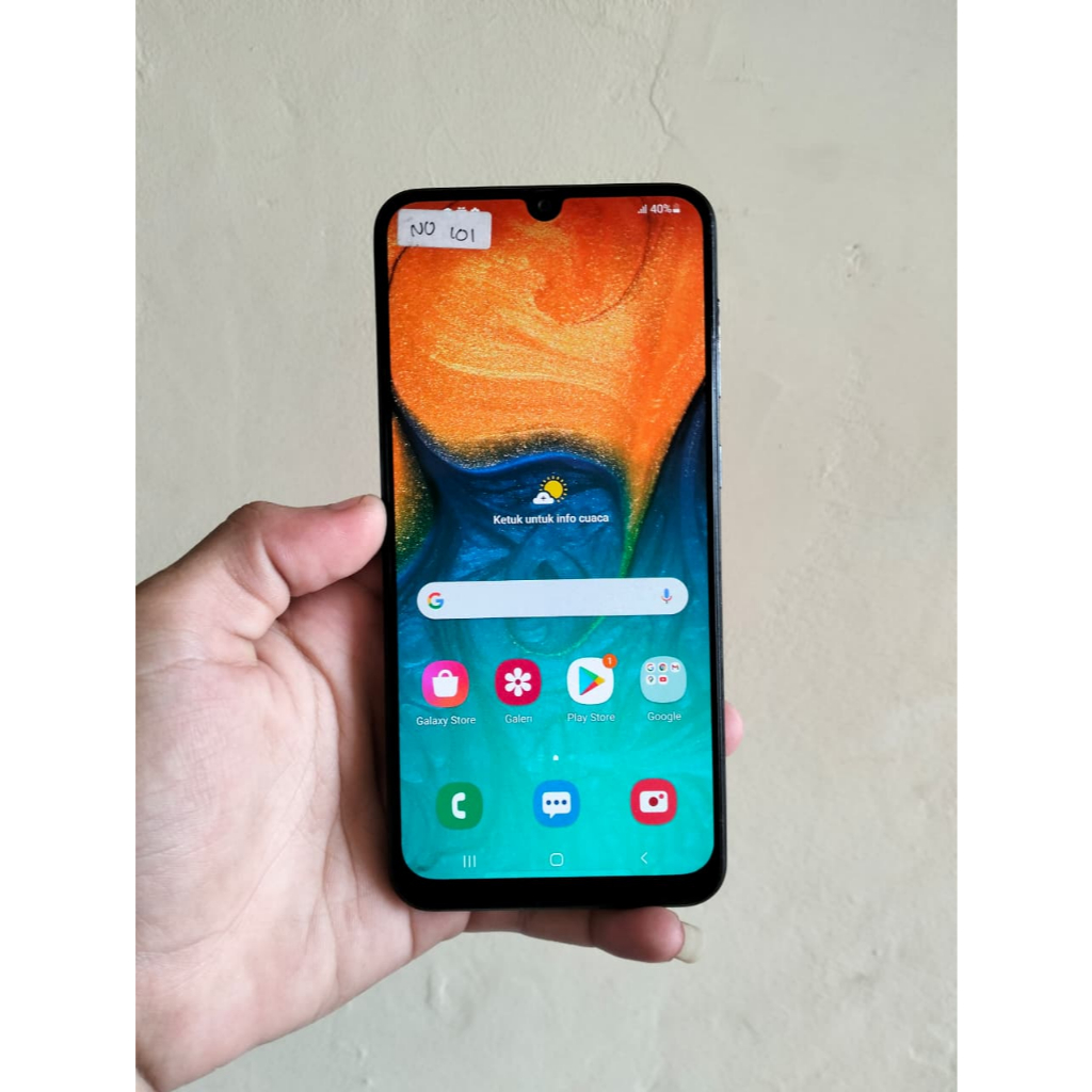 Samsung Galaxy A30 Duos 4G RAM 4GB Internal 64GB Bekas SEIN