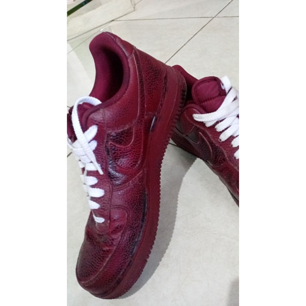 (preloved pribadi )Nike Air Force 1 Low 07 LV8 Burgundy Men s - AJ7280-600