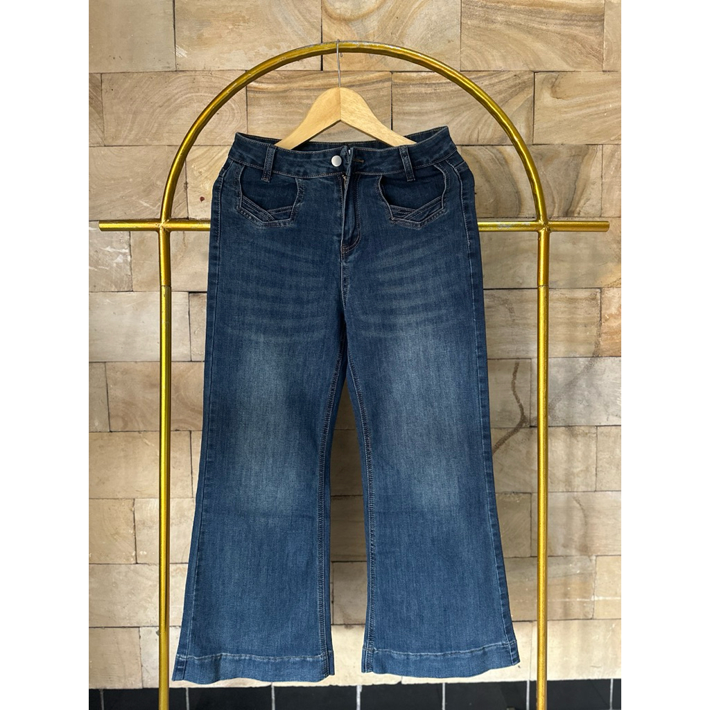 Celana jeans by Doe 30