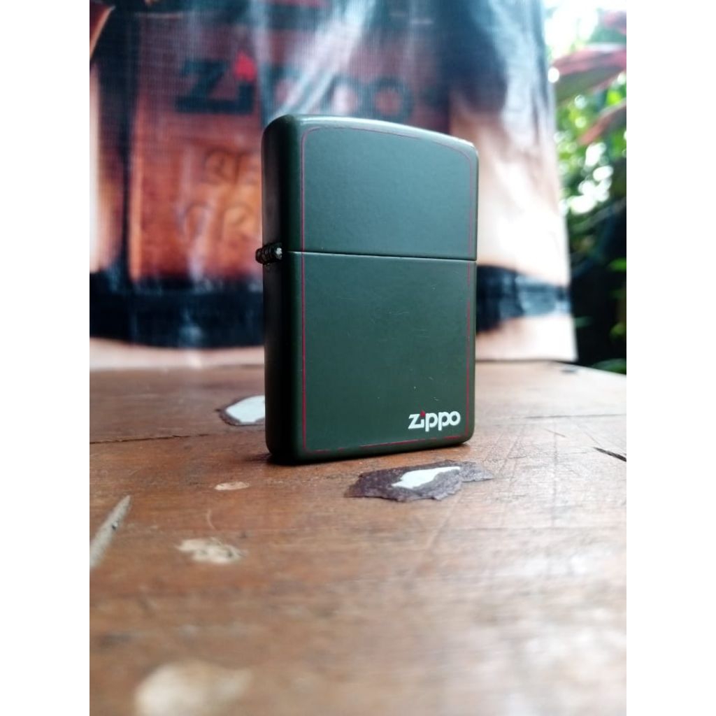 original Zippo green mate Romawi 1992