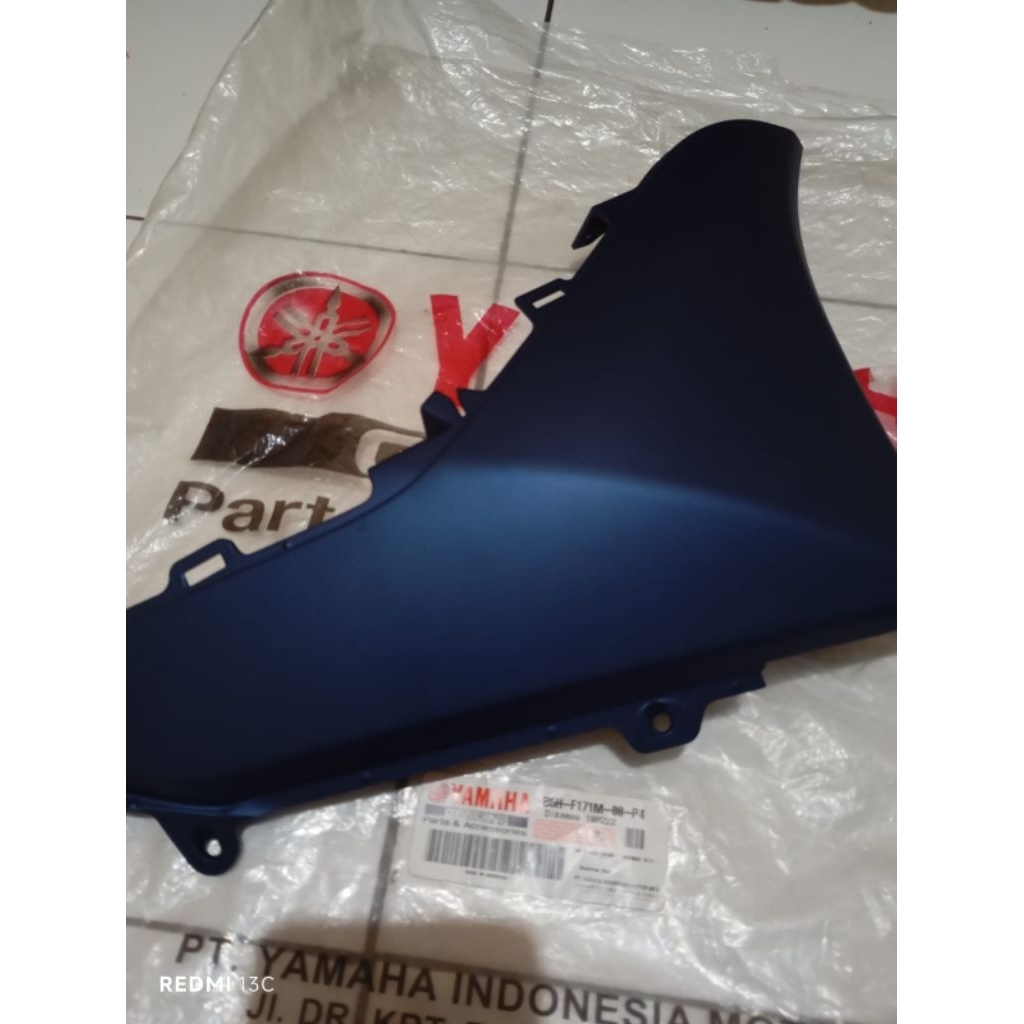 Cover dek bawah kanan yamaha nmax new ori YGP