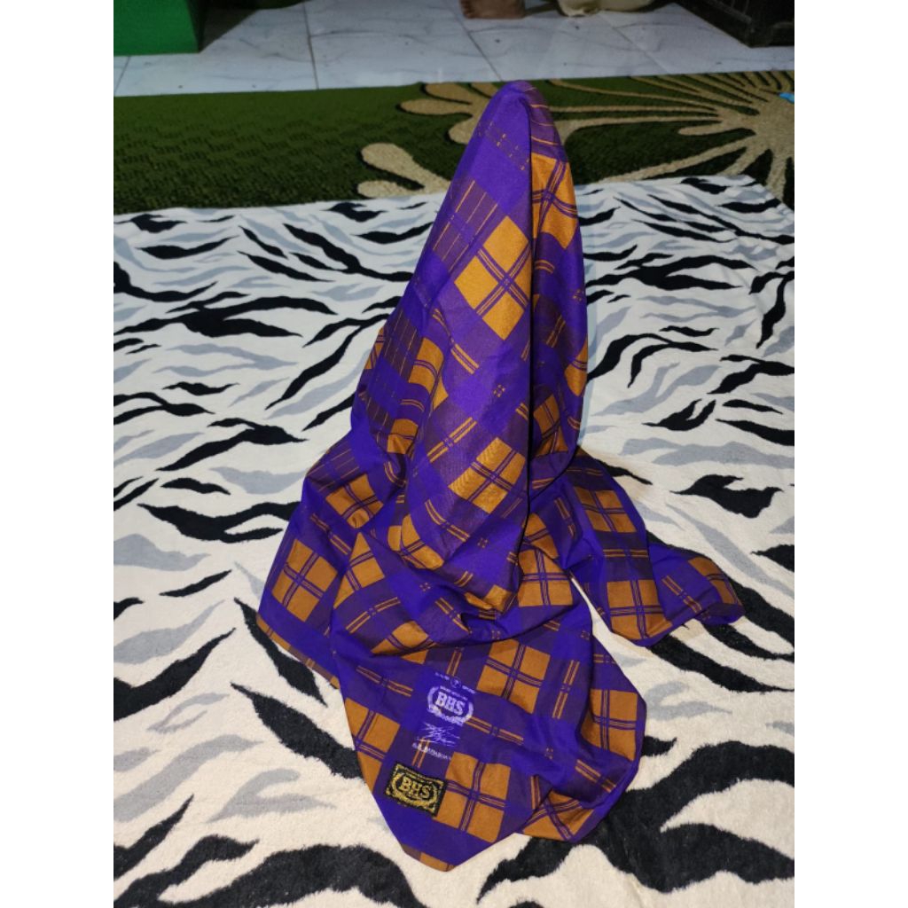sarung bhs fs kdt coklat kayu