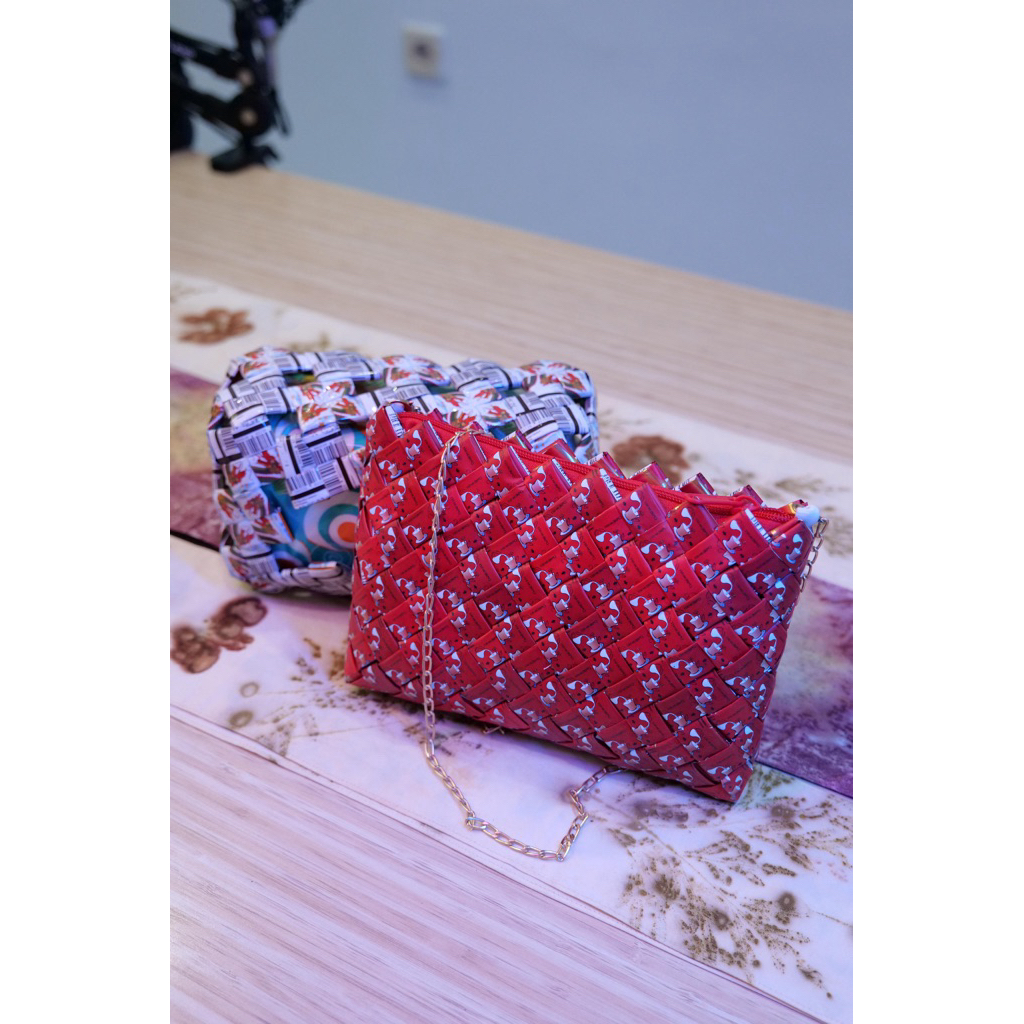 TAS KERAJINAN TANGAN UMKM GUNUNG PUTRI