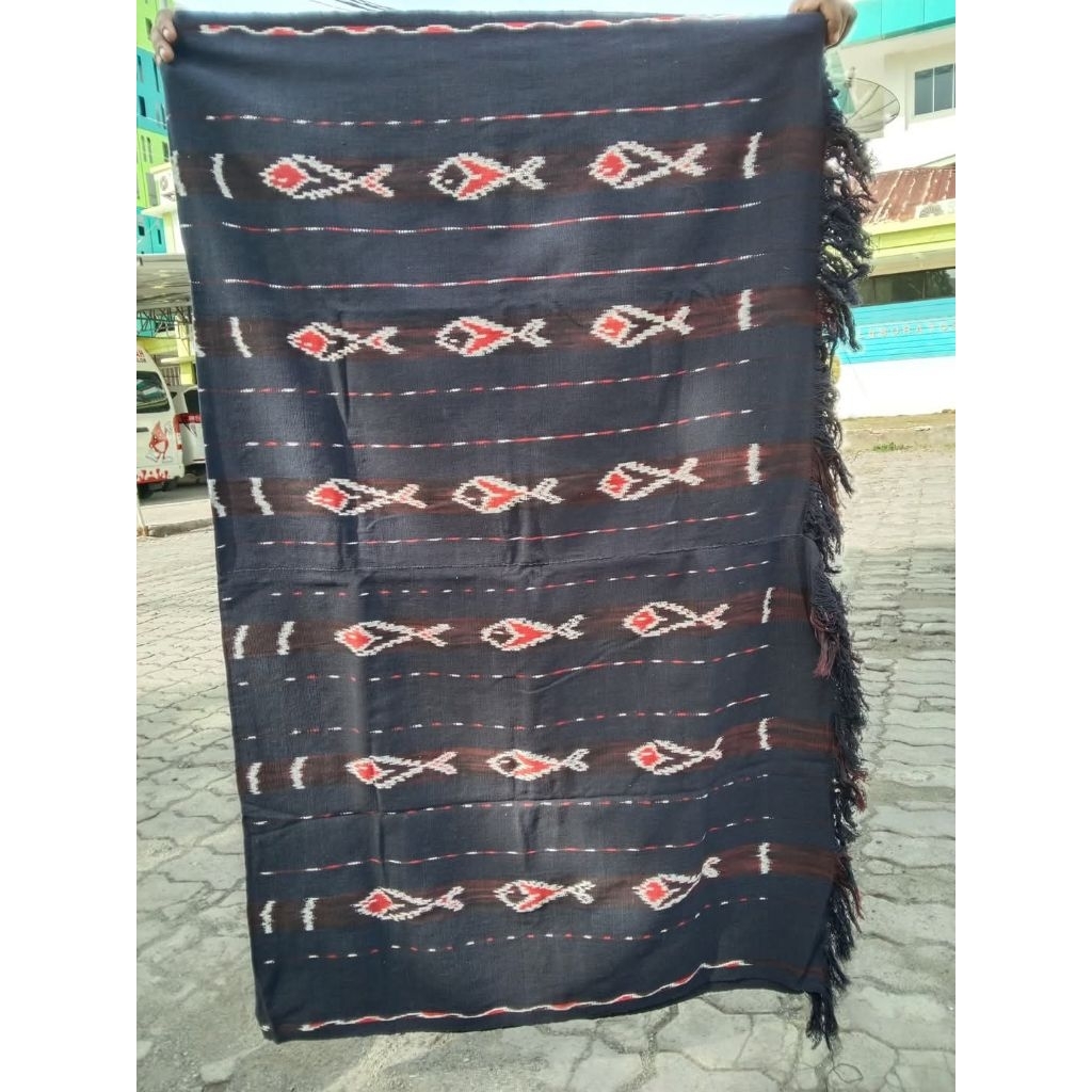 Kain Sarung Tenun asli Alor - NTT