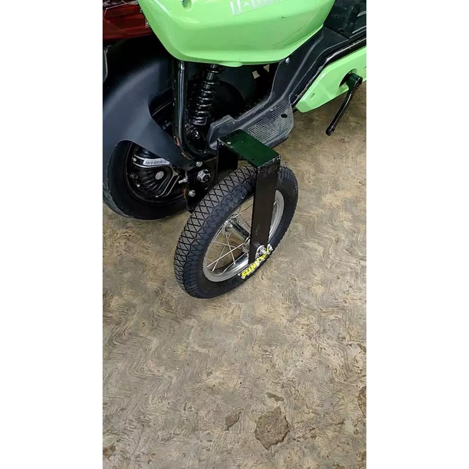 Roda bantu sepeda listrik / roda tambahan sepeda listrik / roda samping sepeda listrik Warna HItam