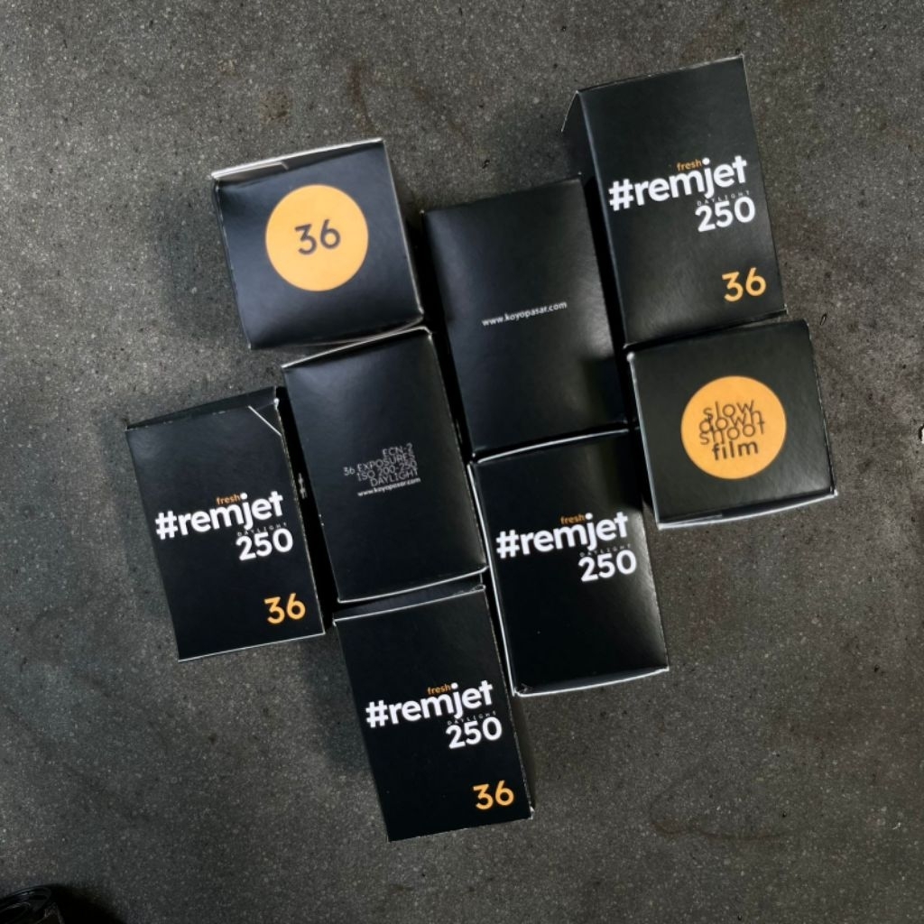 Kodak Vision3 500T 250D FRESH 36exp | Roll film analog Jogja