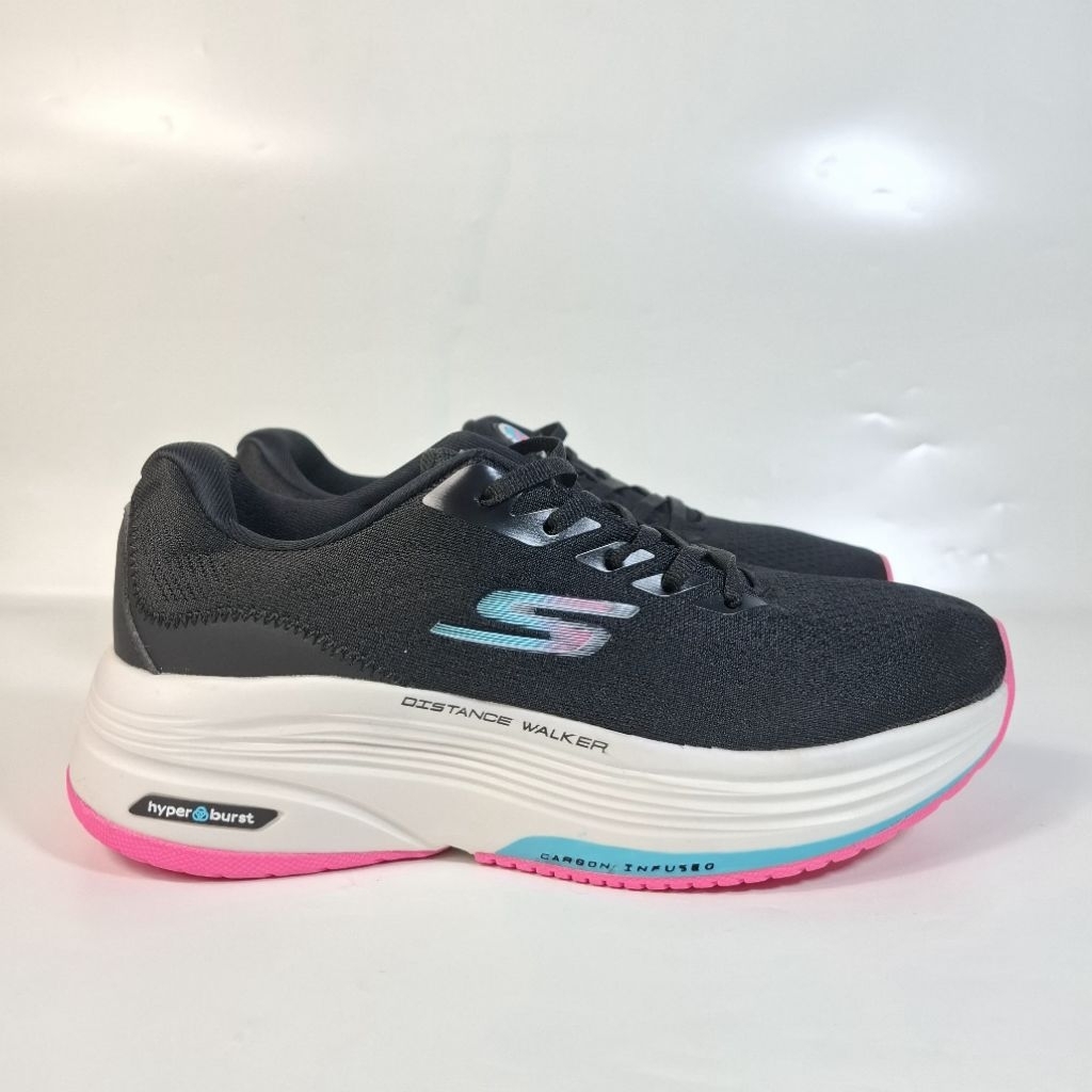 Sepatu Skechers Gowalk Distance Sepatu Wanita