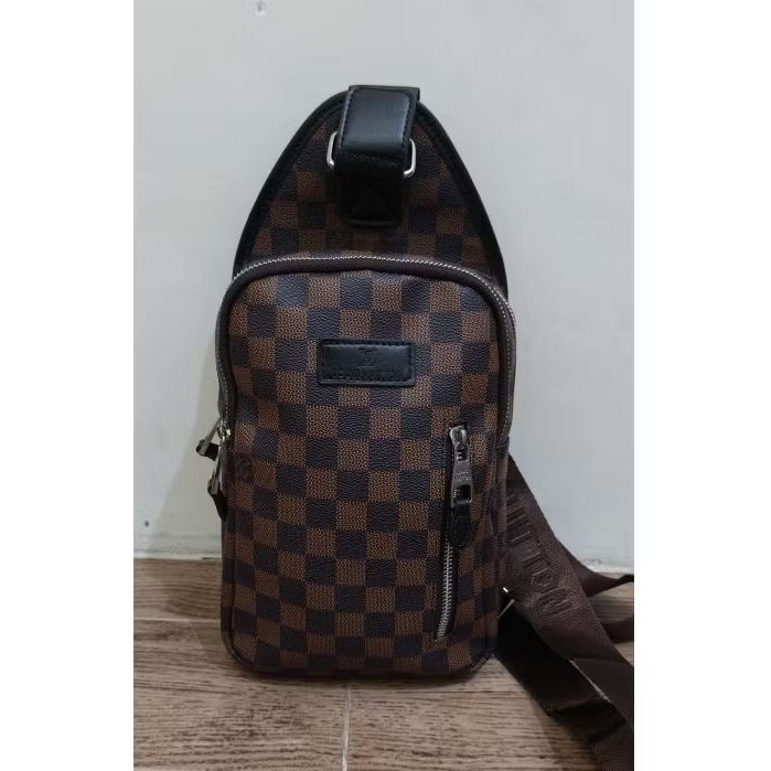 Tas Bodibag LouisVuitton (second)