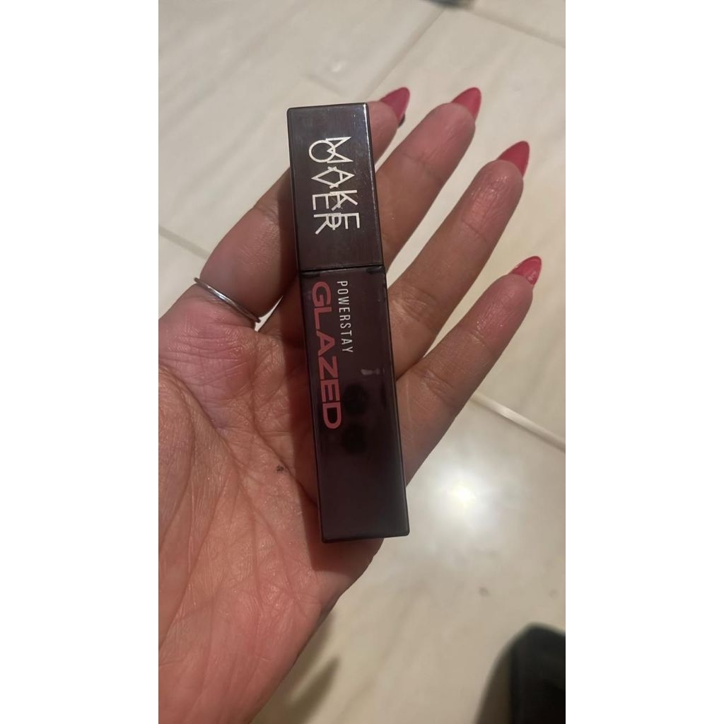 PrelovedMakeUp—MakeOver—PowerStayGlazed