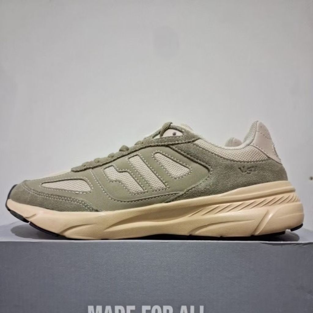 SEPATU PIERO JOGGER V54 PRM