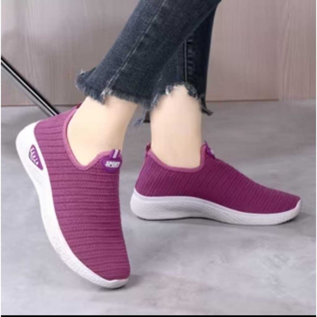 Sepatu Sneaker Sepatu Slip on Wanita Tanpa tali Alas Bawah Putih ada 7 Pilihan Warna