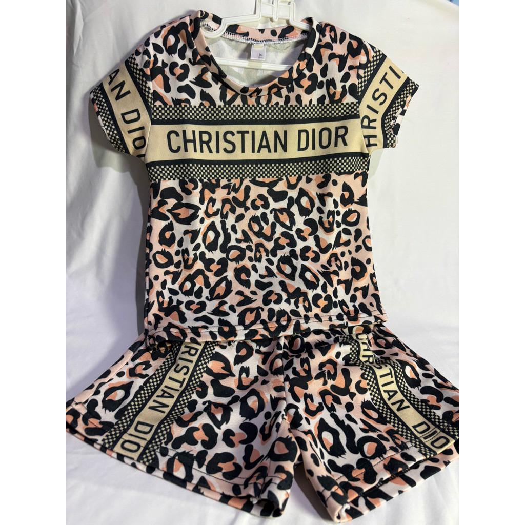 Baju setelan anak Leopard