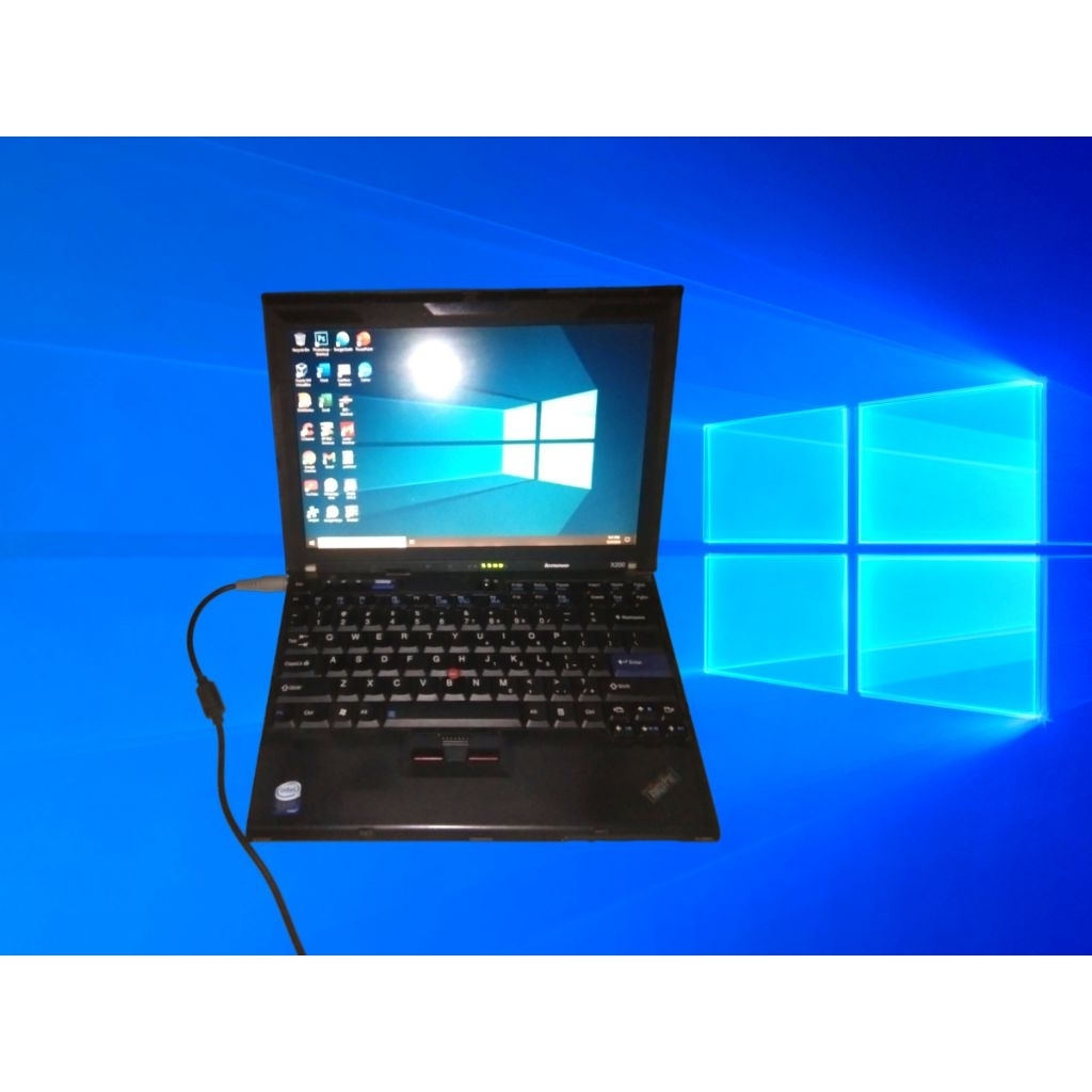 LAPTOP LENOVO X200 SECOND, baterai cuma tahan 1/2 jam