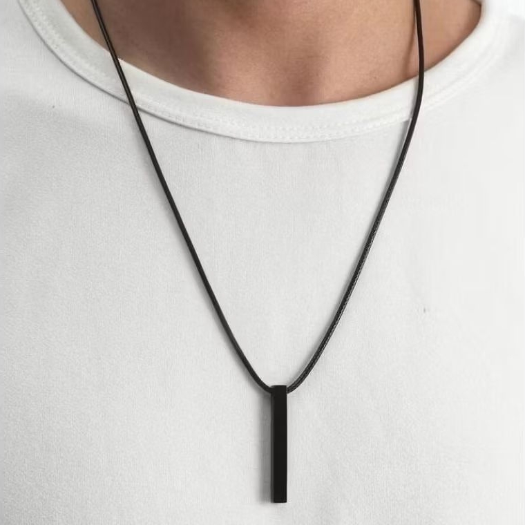 Kalung Pria Wanita Titanium Hitam Simple Elegan + Gratis Ukir Nama