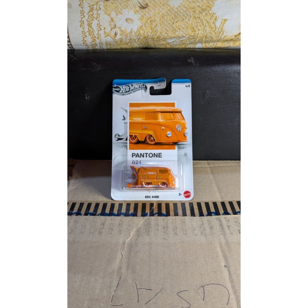 HW COOL COMBI PANTONE