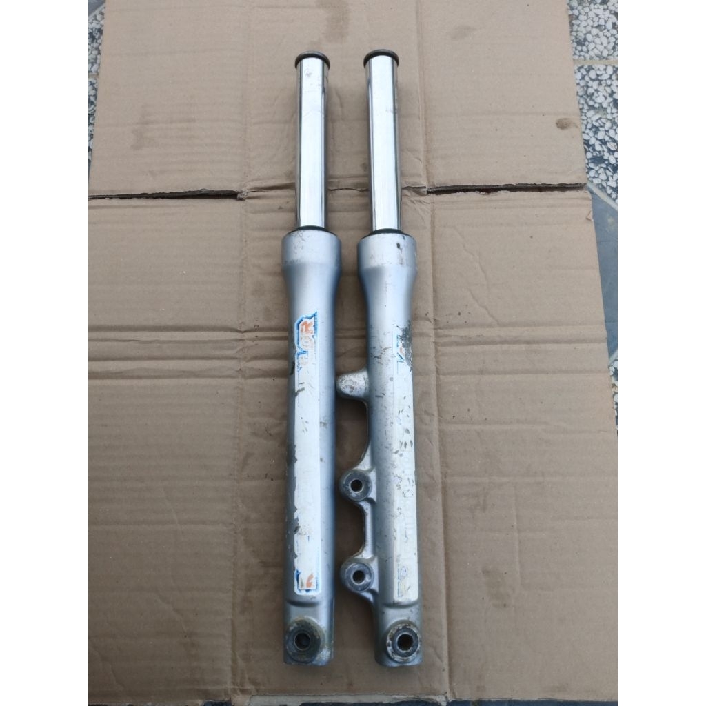 BOTTOM SHOCK DEPAN SET SATRIA 2 TAK ORIGINAL