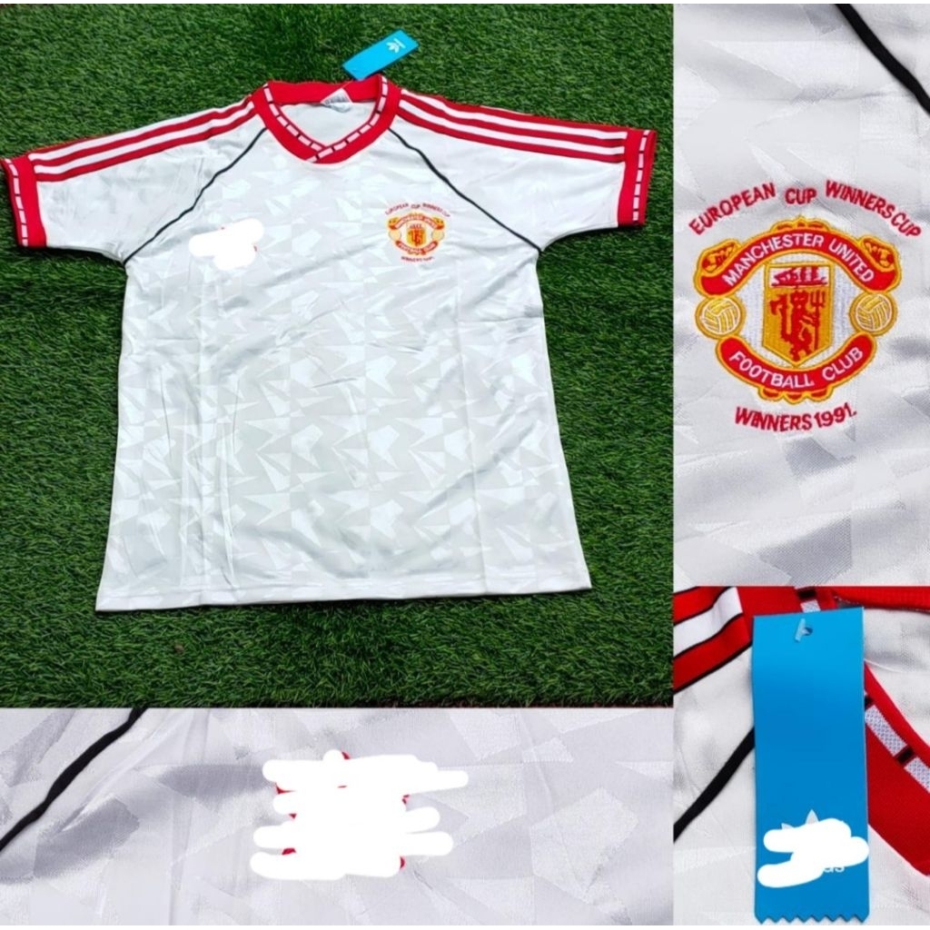 Jersey Kaos Baju Sepak Bola MU Man Mancester Manchester United Utd Home Away 3rd Third Final UCL Put