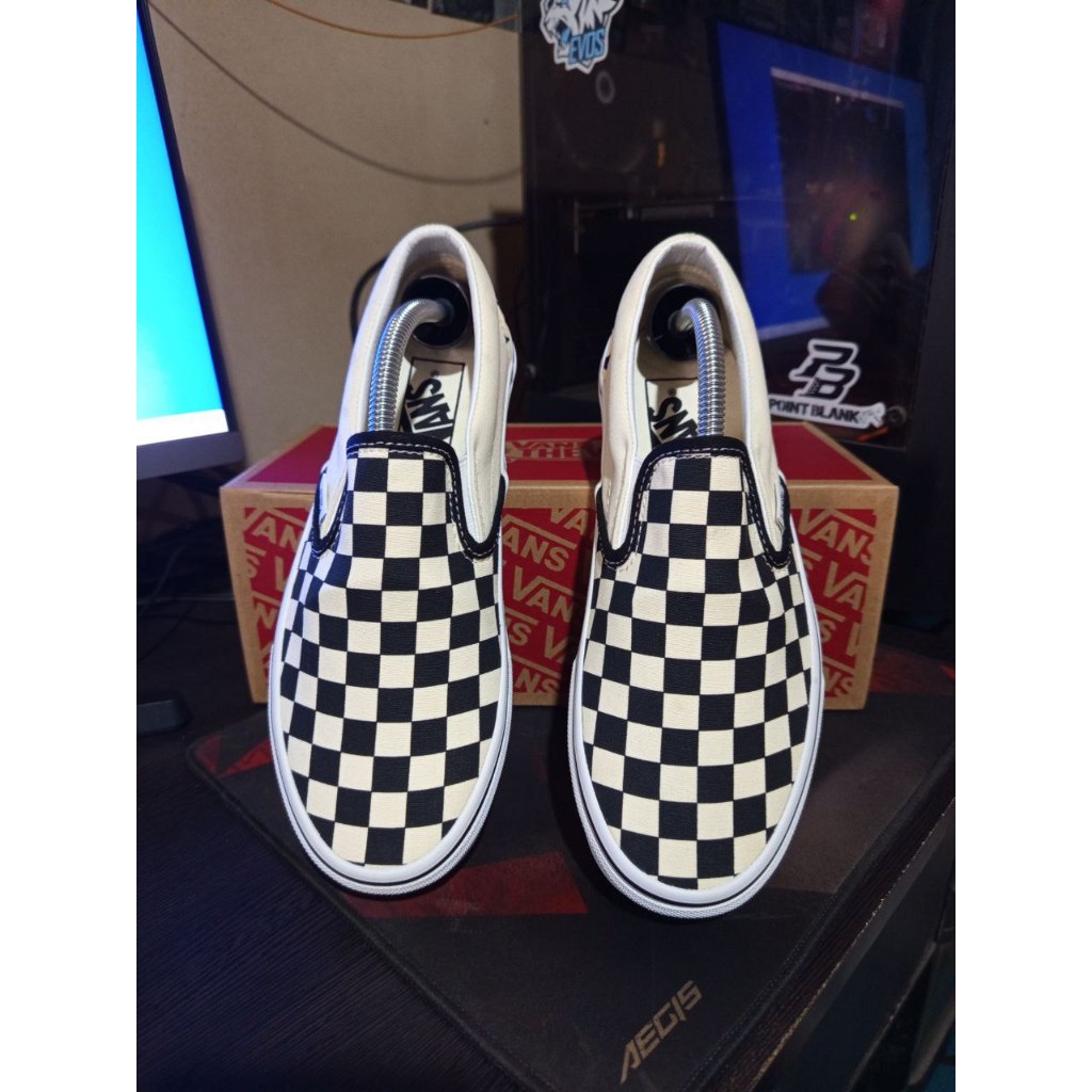 Vans Checkerboard/ Resmi PT Navya