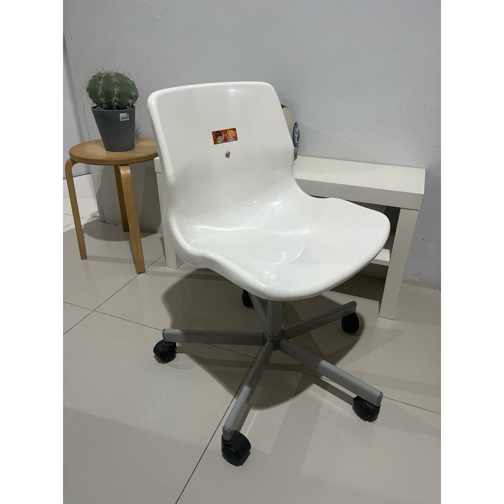 kursi kerja ikea preloved