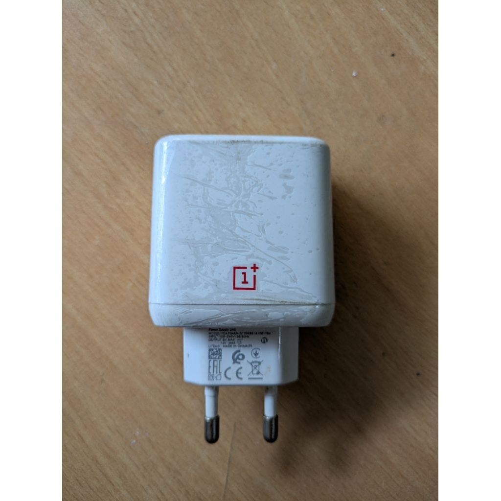 charger oneplus 65 watt second