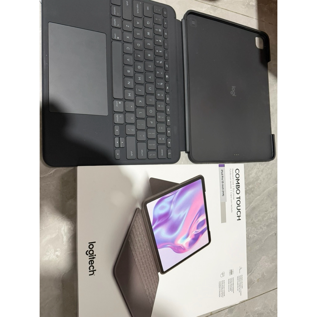 CASE COVER KEYBOARD LOGITECH COMBO TOUCH IPAD PRO M4 13 inch bekas second seken