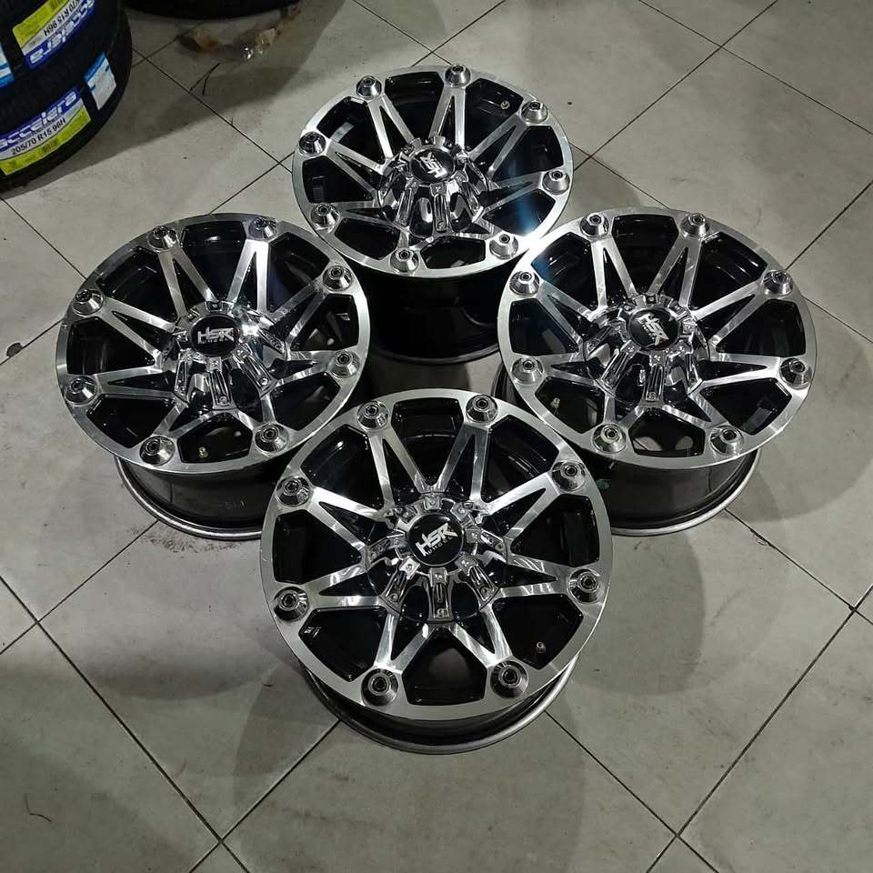 Velg racing bekas KLEAK HSR R15 X8 pcd5X114 ET15