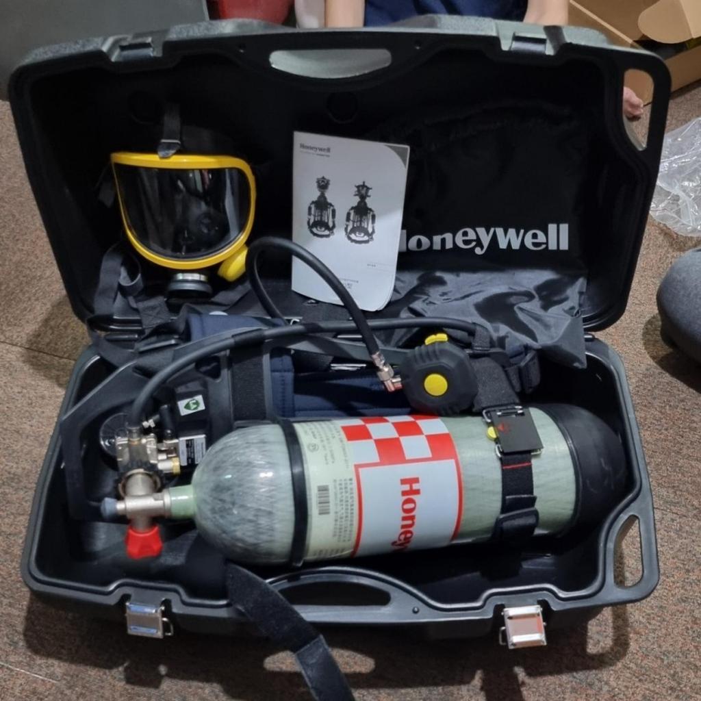 Breathing Apparatus SCBA Honeywell T8000 / SCBA Breathing Apparatus Composite Cylinder 6,8 Liter