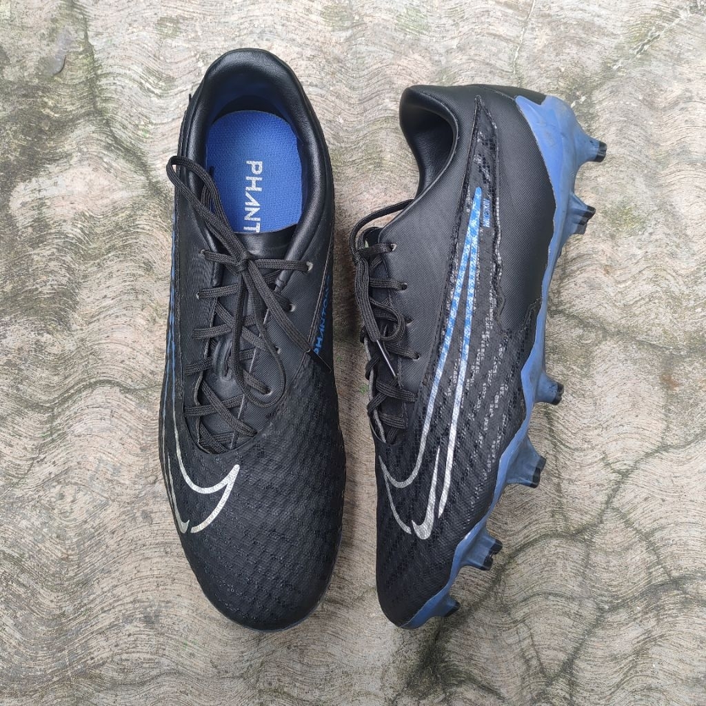 Sepatu Bola - Nike Phantom GX Academy FG - Second Original