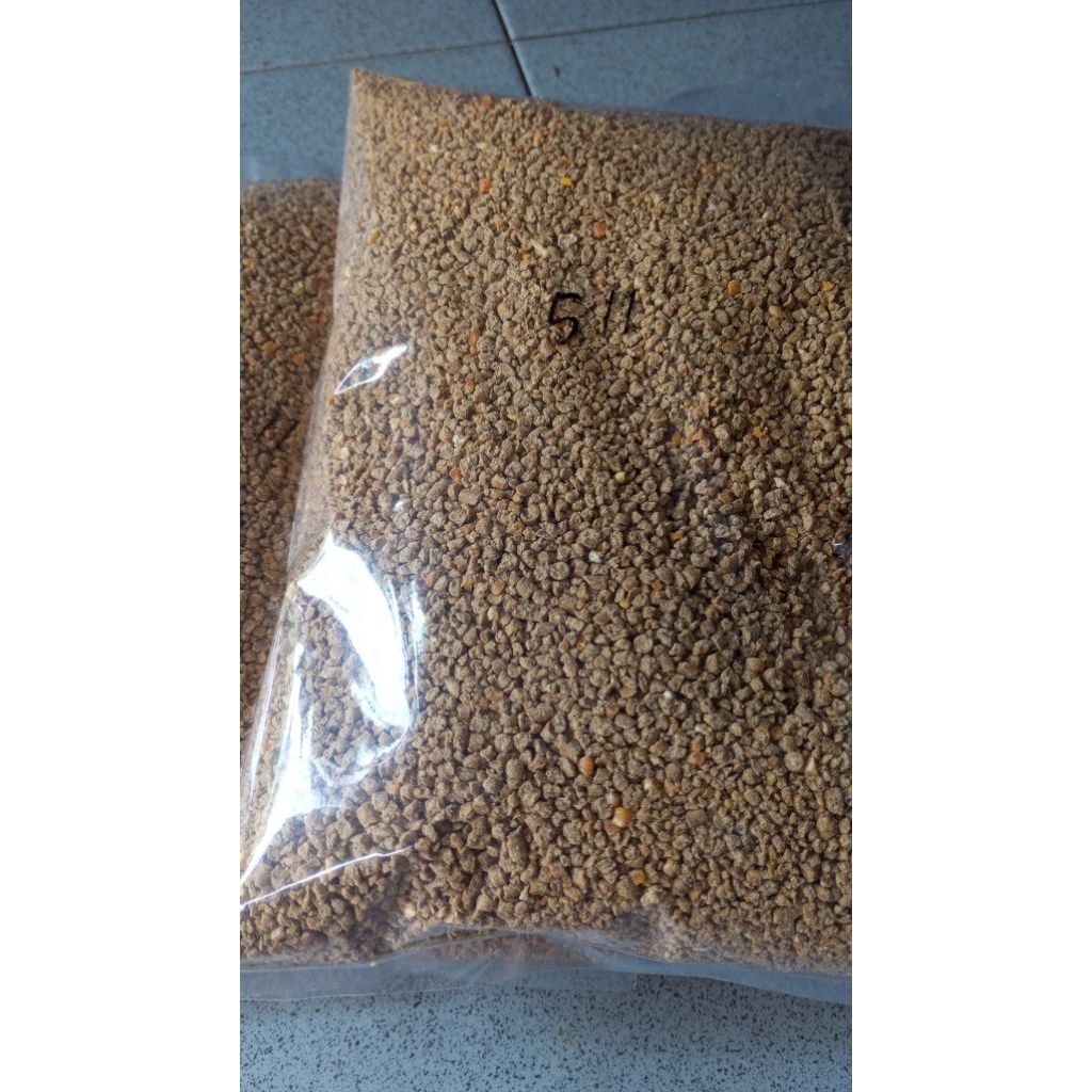 Makanan starter ayam DOC pertumbuhan