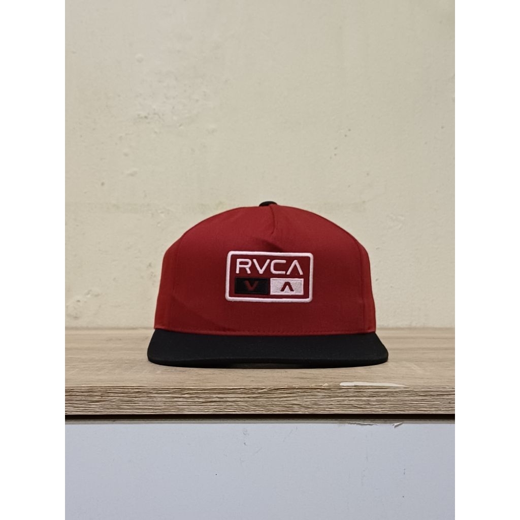 topi RVCA second