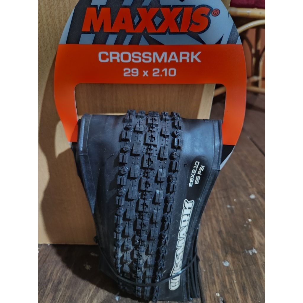 BAN LUAR SEPEDA MAXXIS CROSSMARK 29 X 2.10