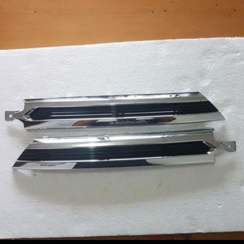 List Gril Bumper Depan Suzuki XL7