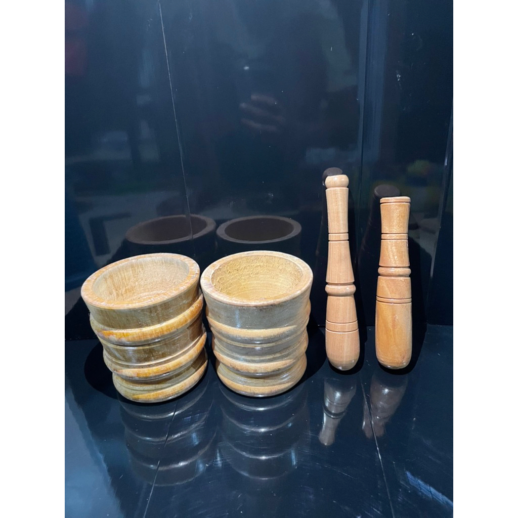 1 set Lumpang Kayu Tradisional /Lesung Kayu Alat Tumbuk Bumbu Besar dan Keci