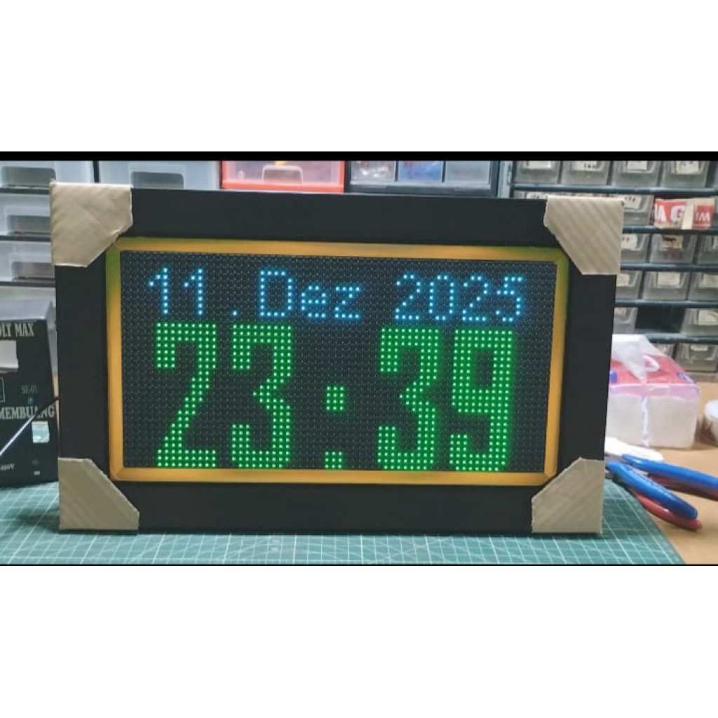 Jam Digital p5 Ukuran 40x20cm