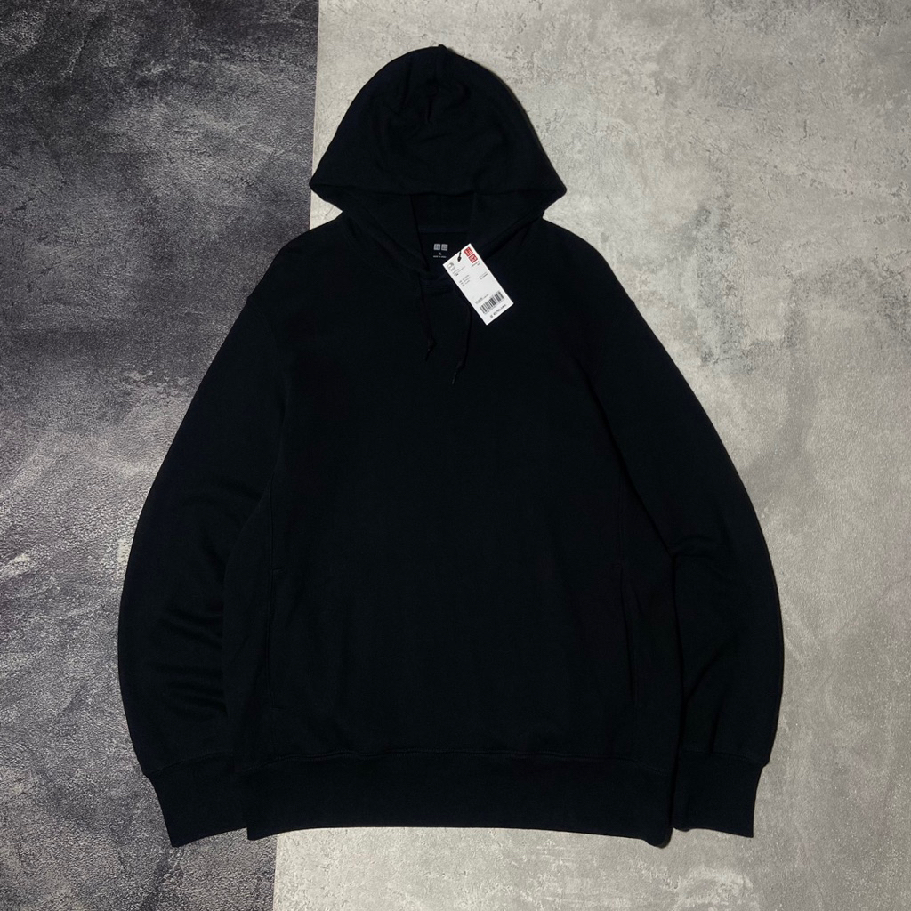 HOODIE UNIQLO HITAM XL