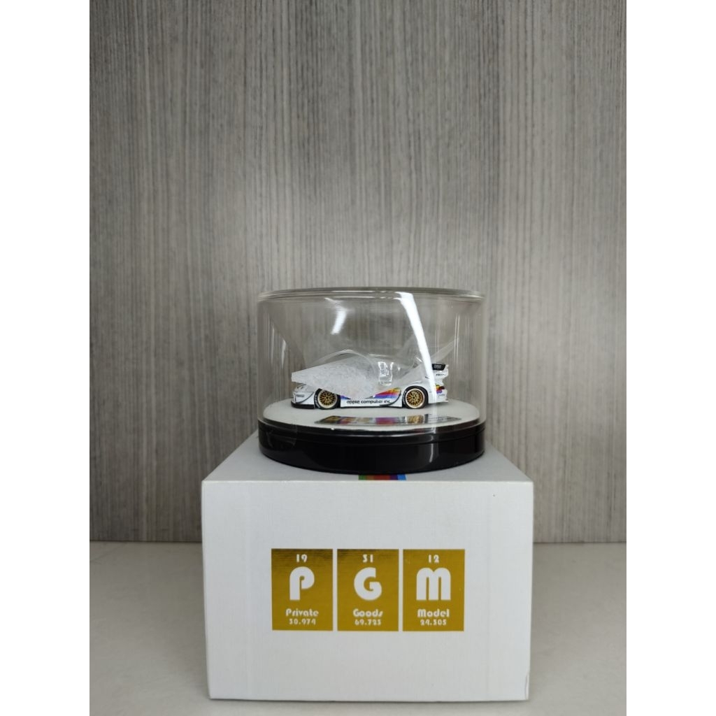 PGM RWB 993 APPLE sealed diecast miniscale putih 1/64 white