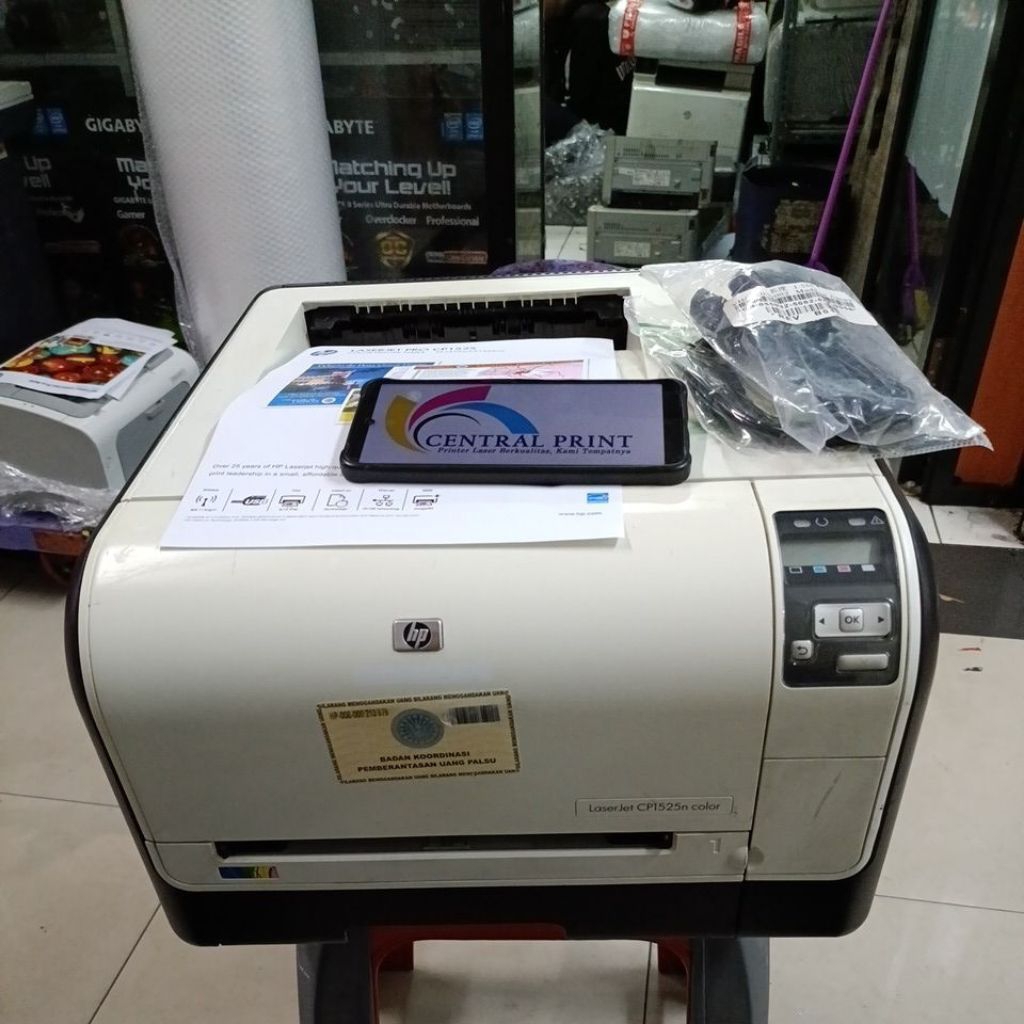 printer hp LaserJet pro 1525 color LaserJet cp1525n siap pakai color print a4 F4 full toner