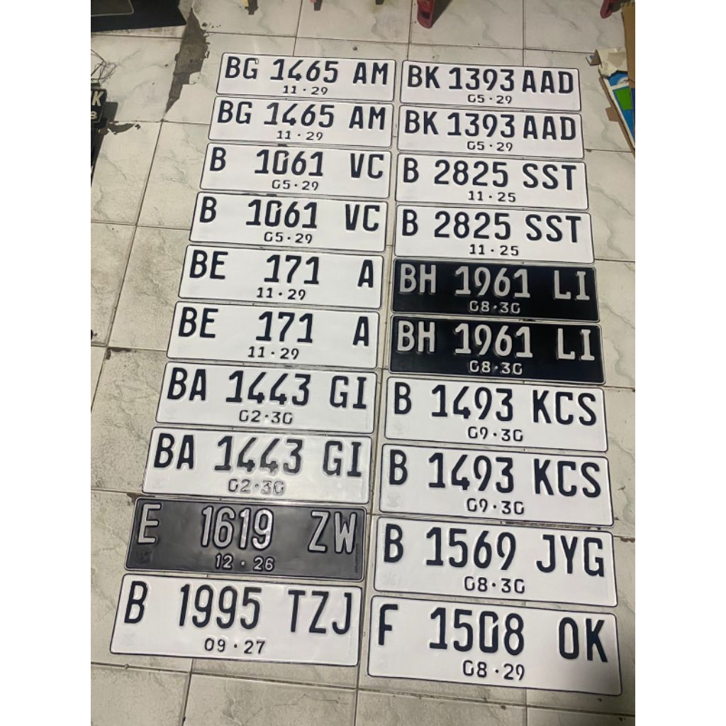 PLAT NOMOR MOBIL HITAM PUTIH FONT BARU LAMA STANDAR