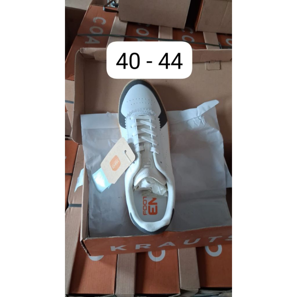 EMBA sepatu Pria Casual