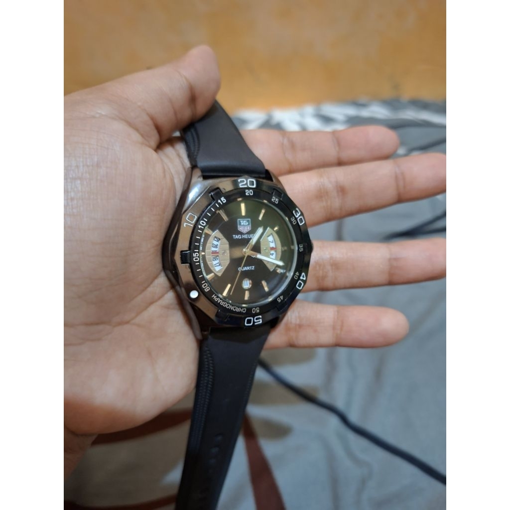 Jam tangan tag heuer
