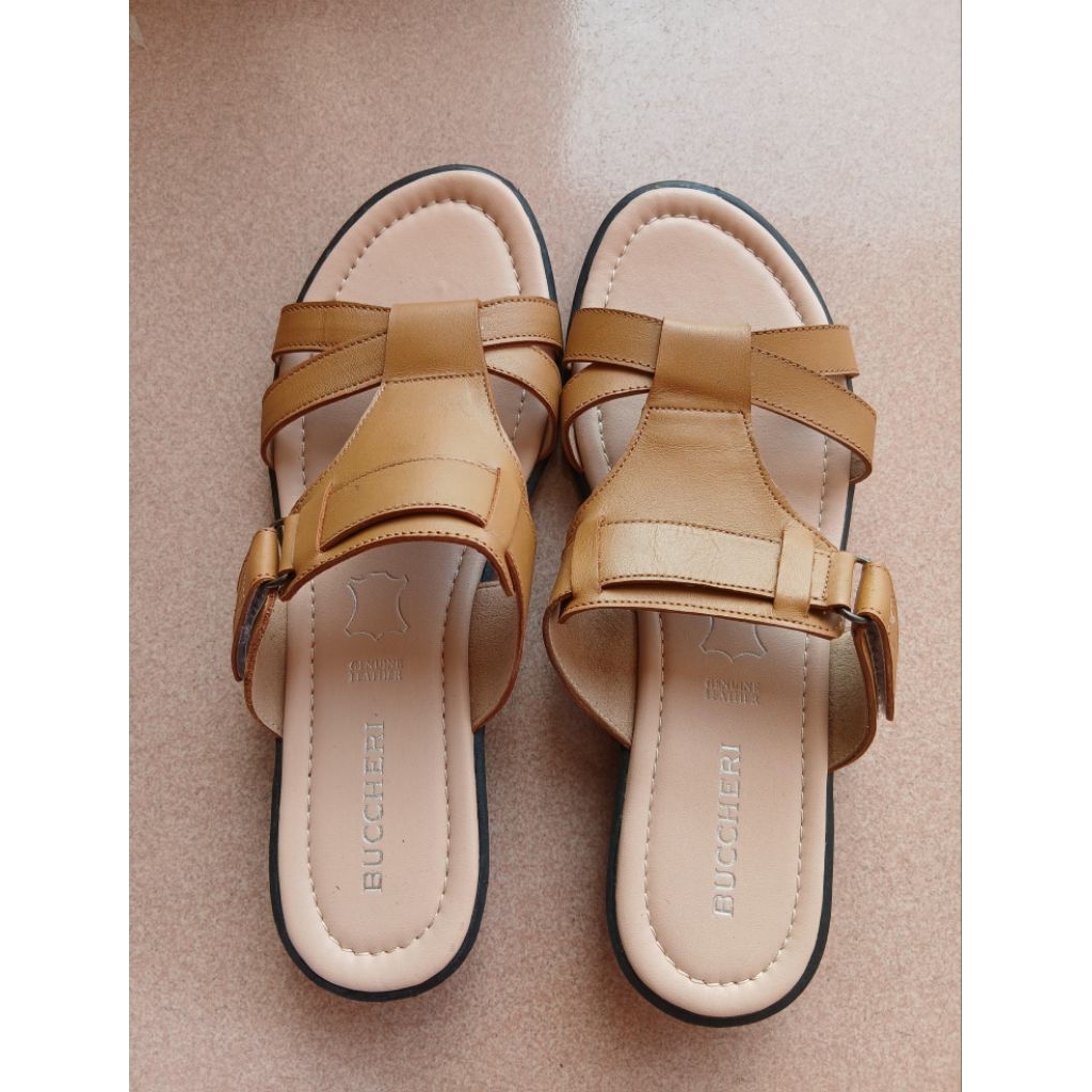 Sendal Wanita Buccheri Size 38