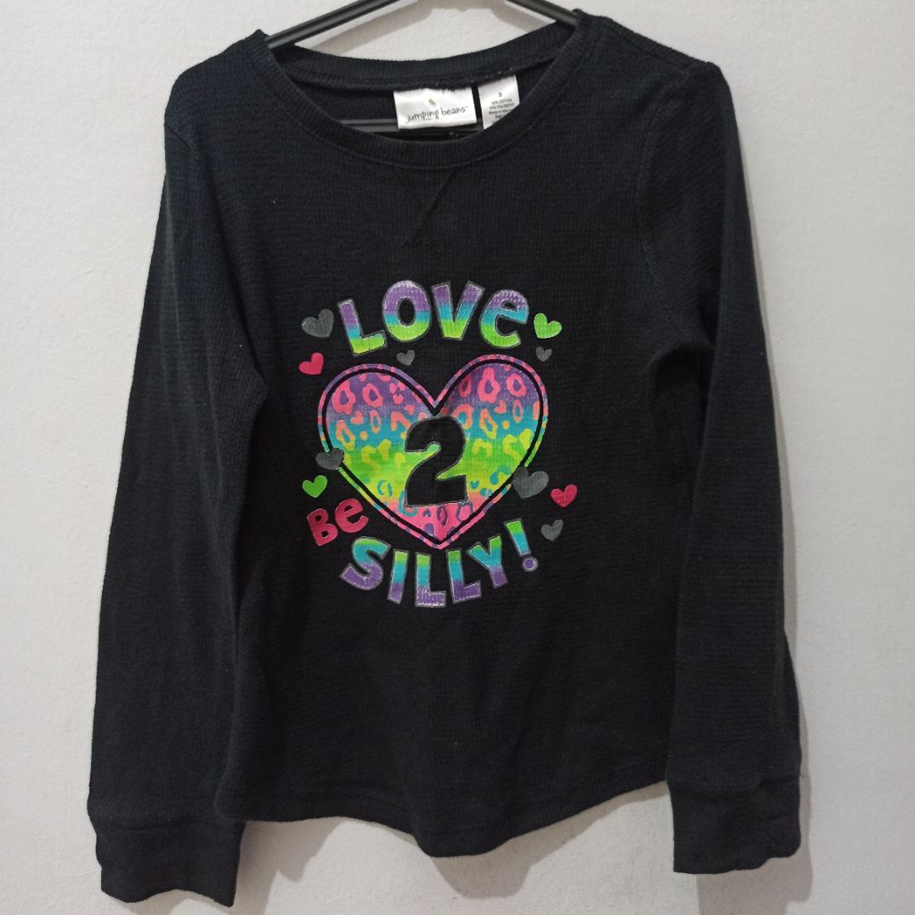 Preloved kaos lengan panjang anak perempuan warna hitam