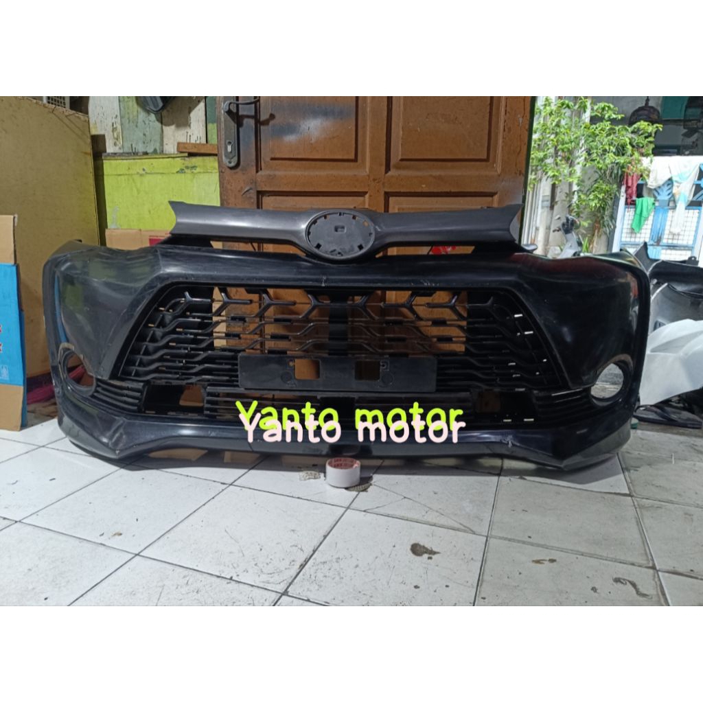 Bemper Depan Toyota Avanza Veloz 2017,2018 Komplit Original