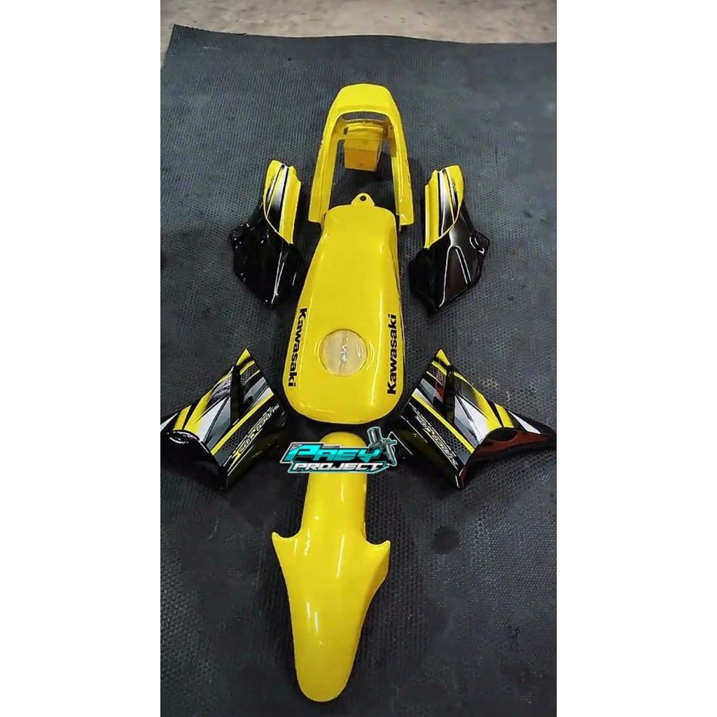paket body set tangki ninja ss warna kuning hitam. body set tangki ninja ss ninja r