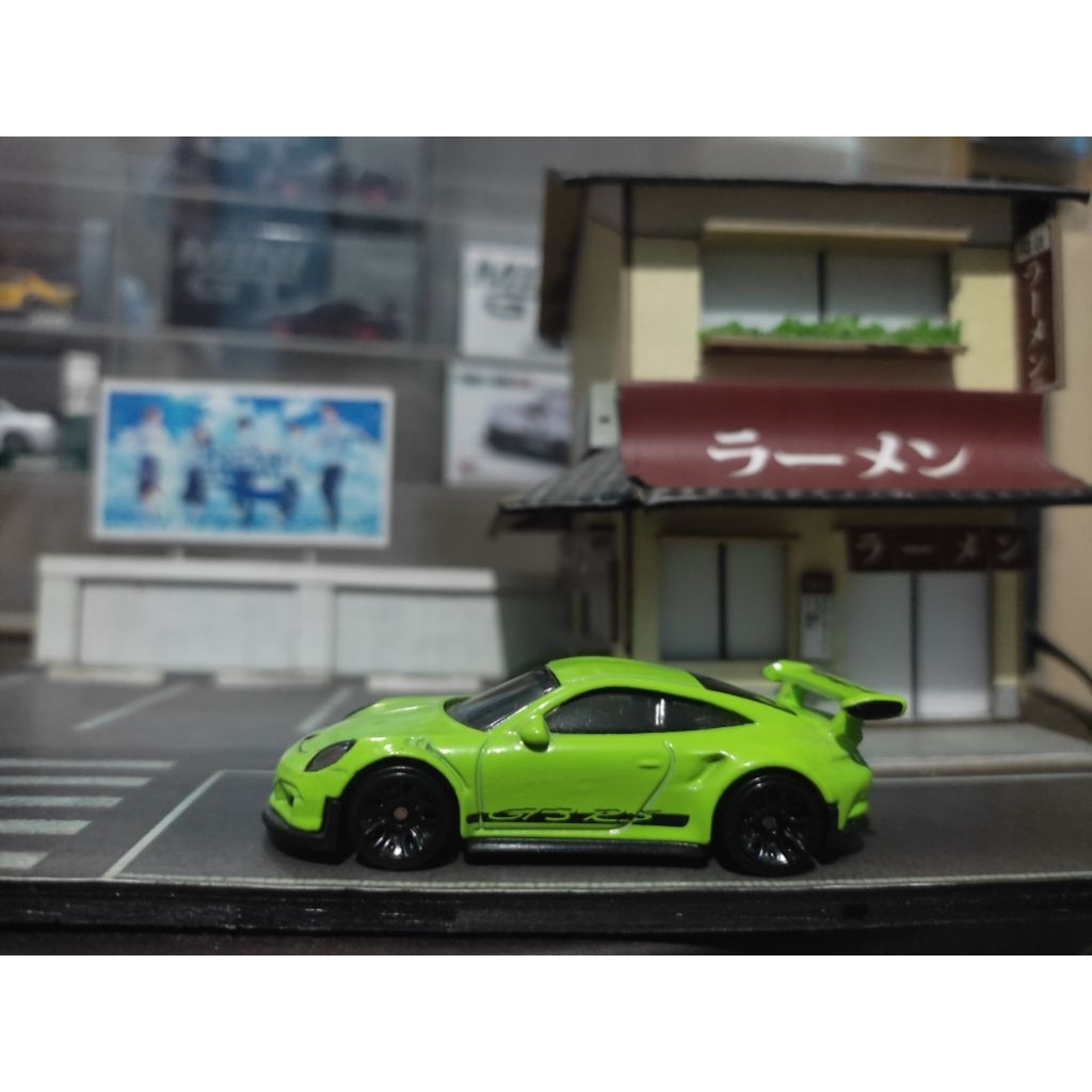 Hotwheels Porsche 911 GT3 RS Hijau