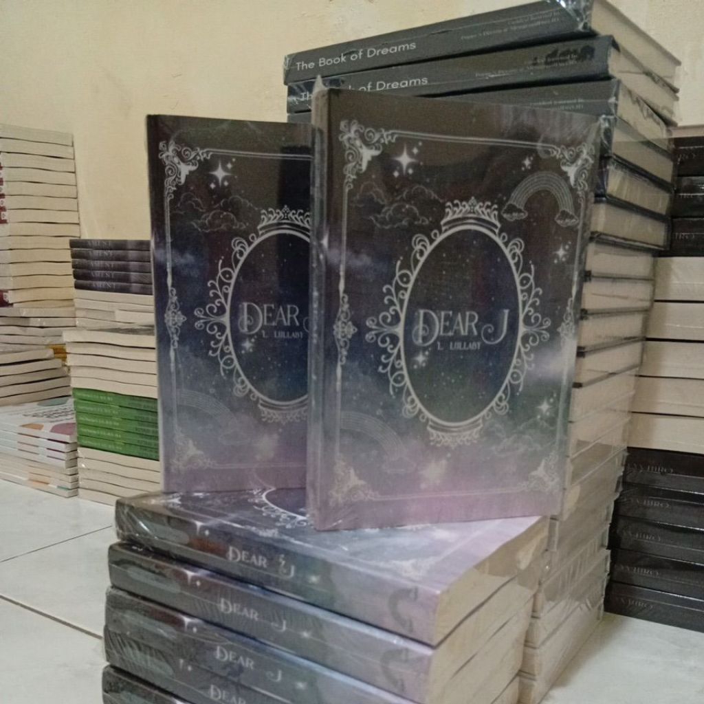 Novel Dear J L. lullaby