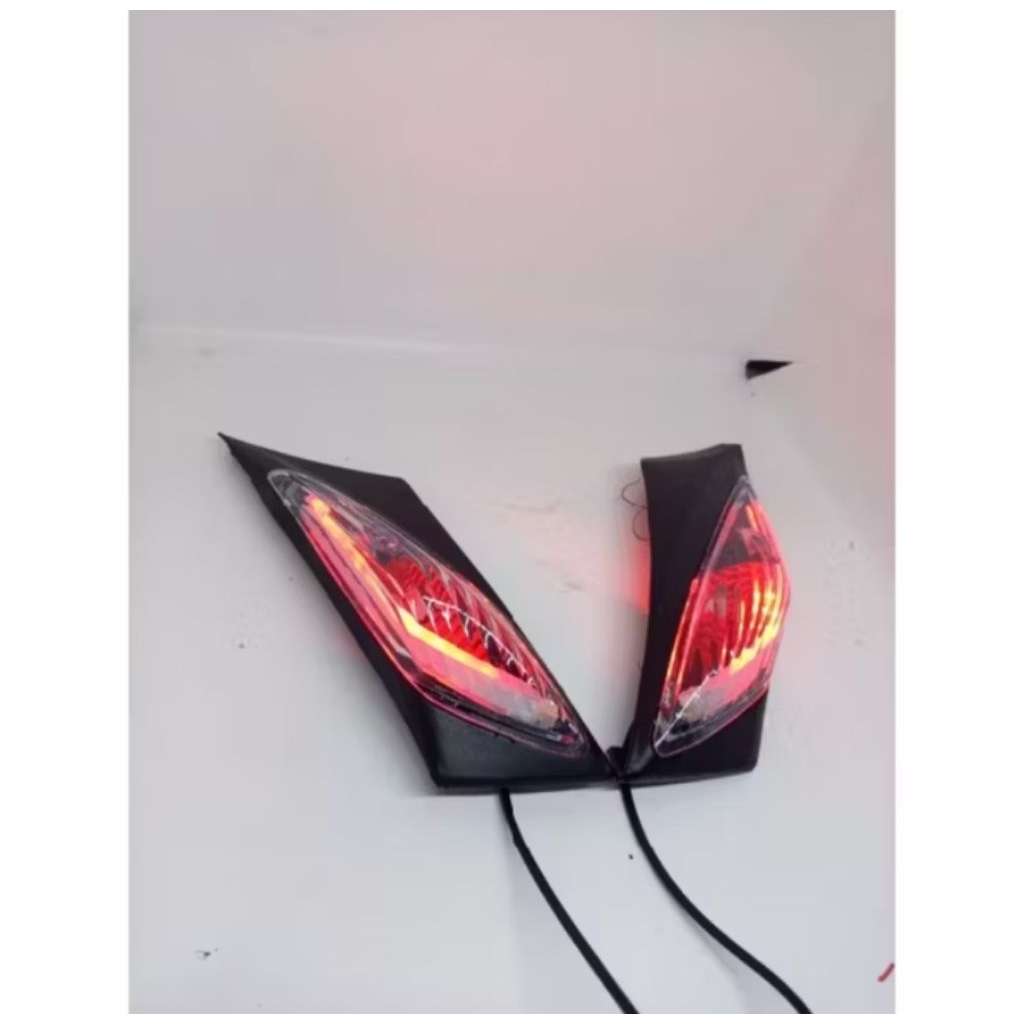 Lampu Sen Depan Vario 110 Karbu CW Set Lampu Alis Running Biru Kuning Sepasang Kanan Kiri