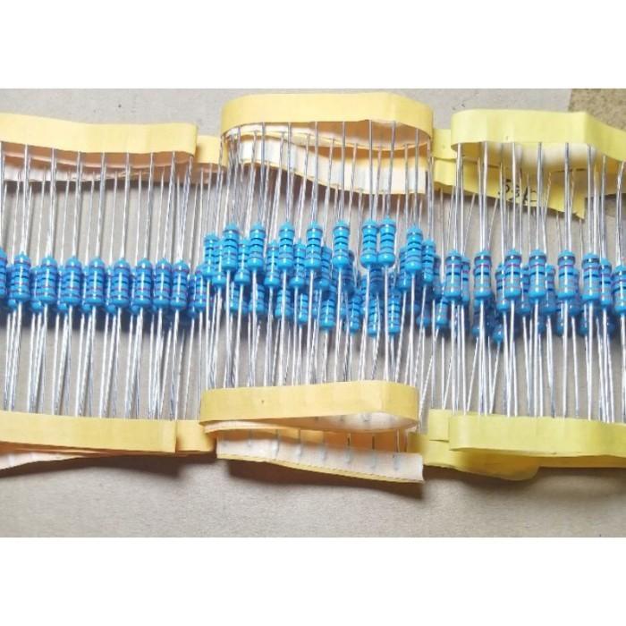 10PCS Resistor 0,5Watt - 10K 12K 15K 18K 20K 22K 27K 30K 33K 39K 47K 51K 56K 68K 82K Ohm 0.5W 1/2 Wa